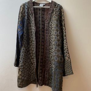 Gorgeous long coat in lightweight wool